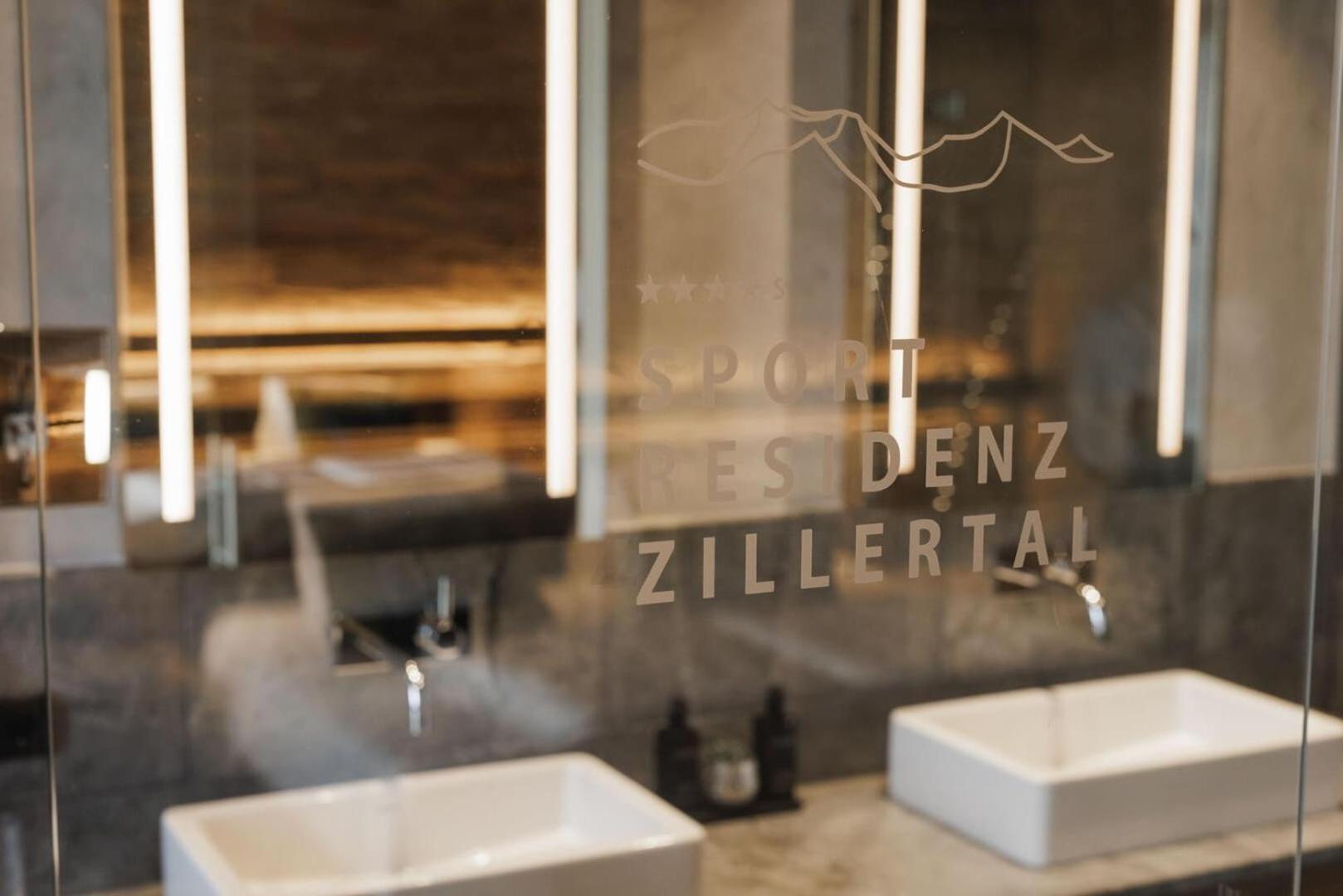 Sportresidenz Zillertal Hotel Uderns Exterior foto